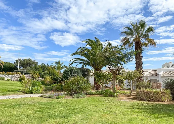 Lovely In 2bd 250m Ocean View And Ac Wi-fi Pool Διαμέρισμα Αλμπουφέιρα